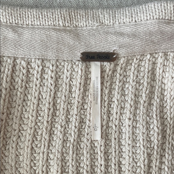 Free People Cream V-Neck Sweater - Picture 2 of 6